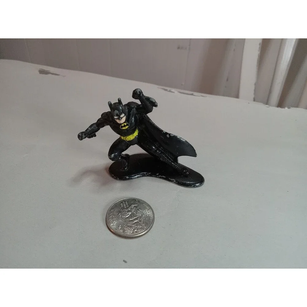 DC Comics size brand